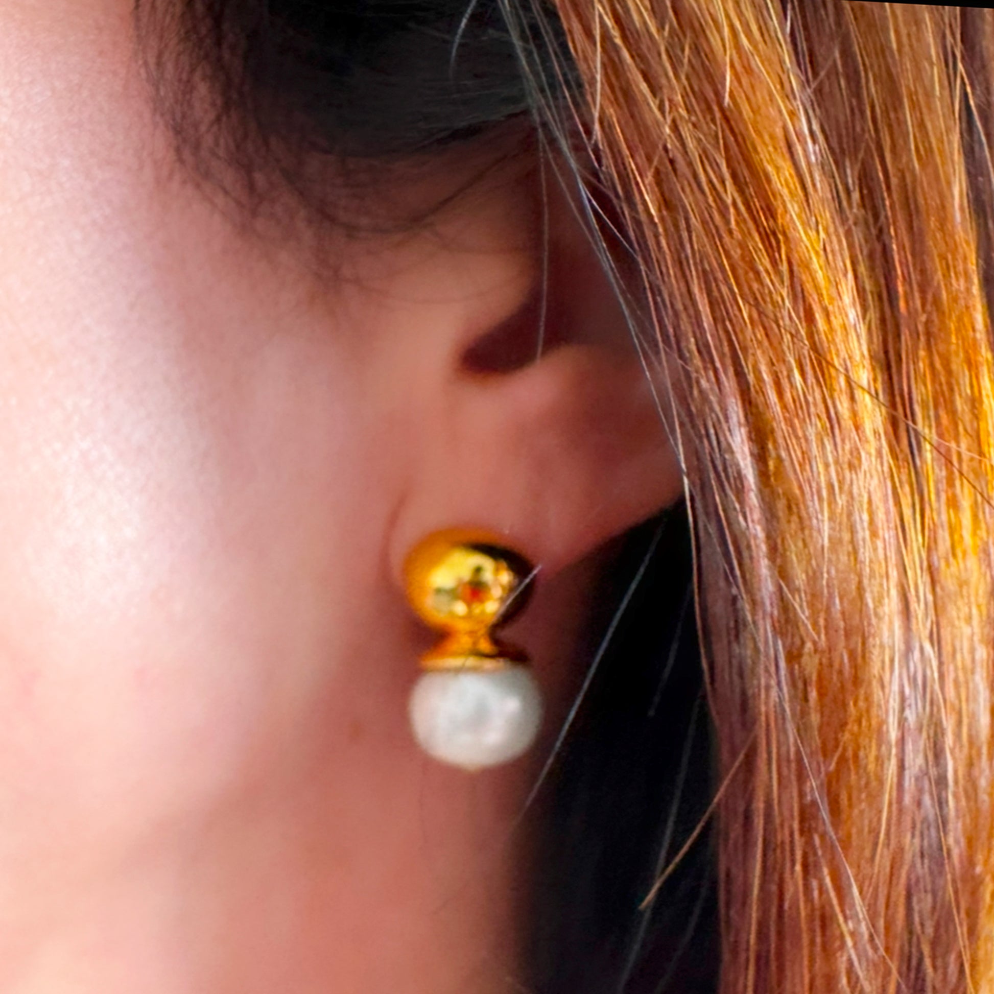 Baby Pebble Orb Earring White
