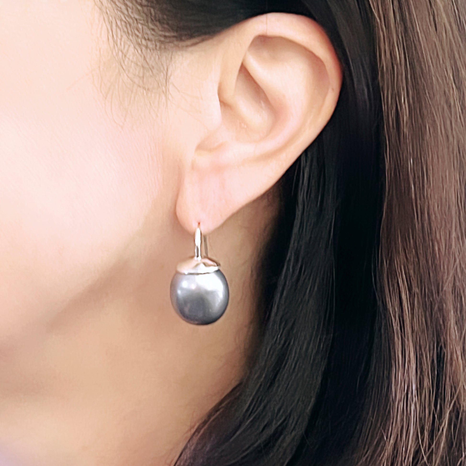 Dove Grey Egg Pearl Sterling ~ Medium