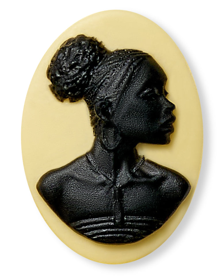 Sterling Silver Grande Cameo Pendant Necklace