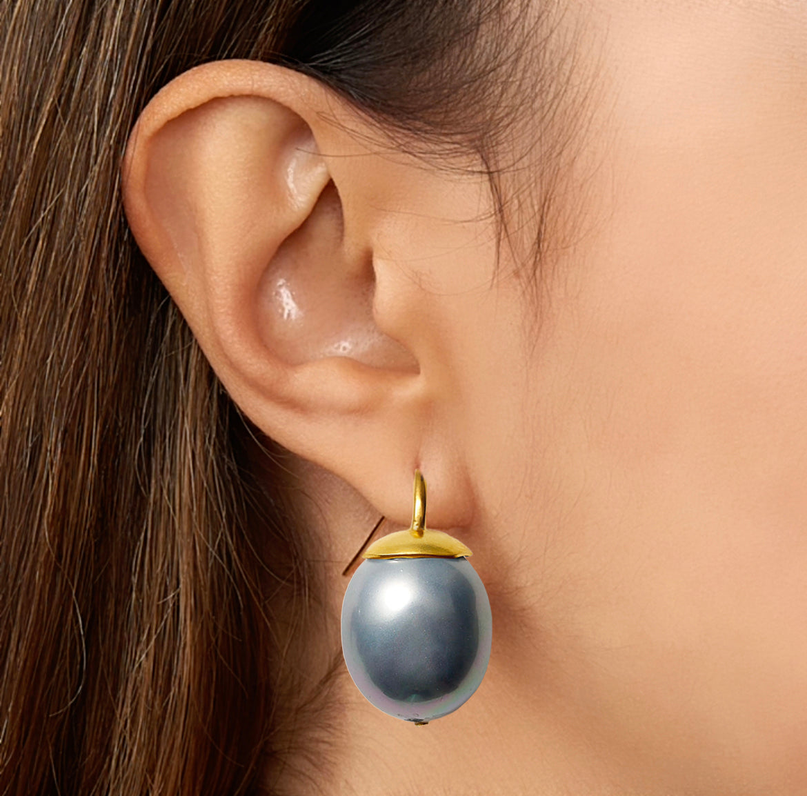 Blue Button Egg Pearl- Large