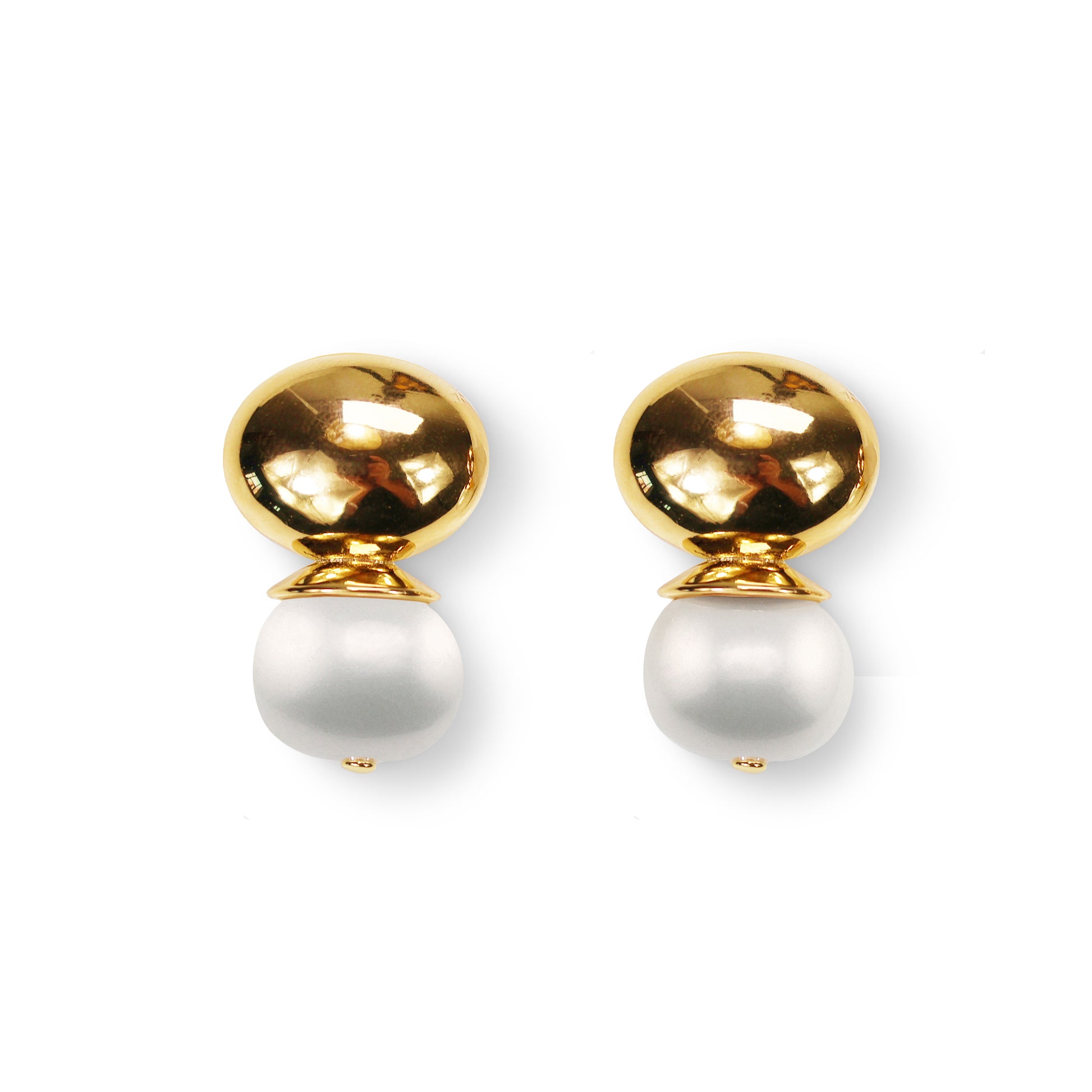 Pebble Orb Earring White Pearl