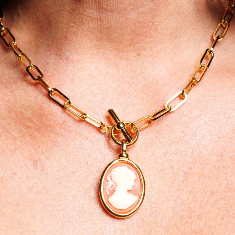 Sweetie Cameo Necklace