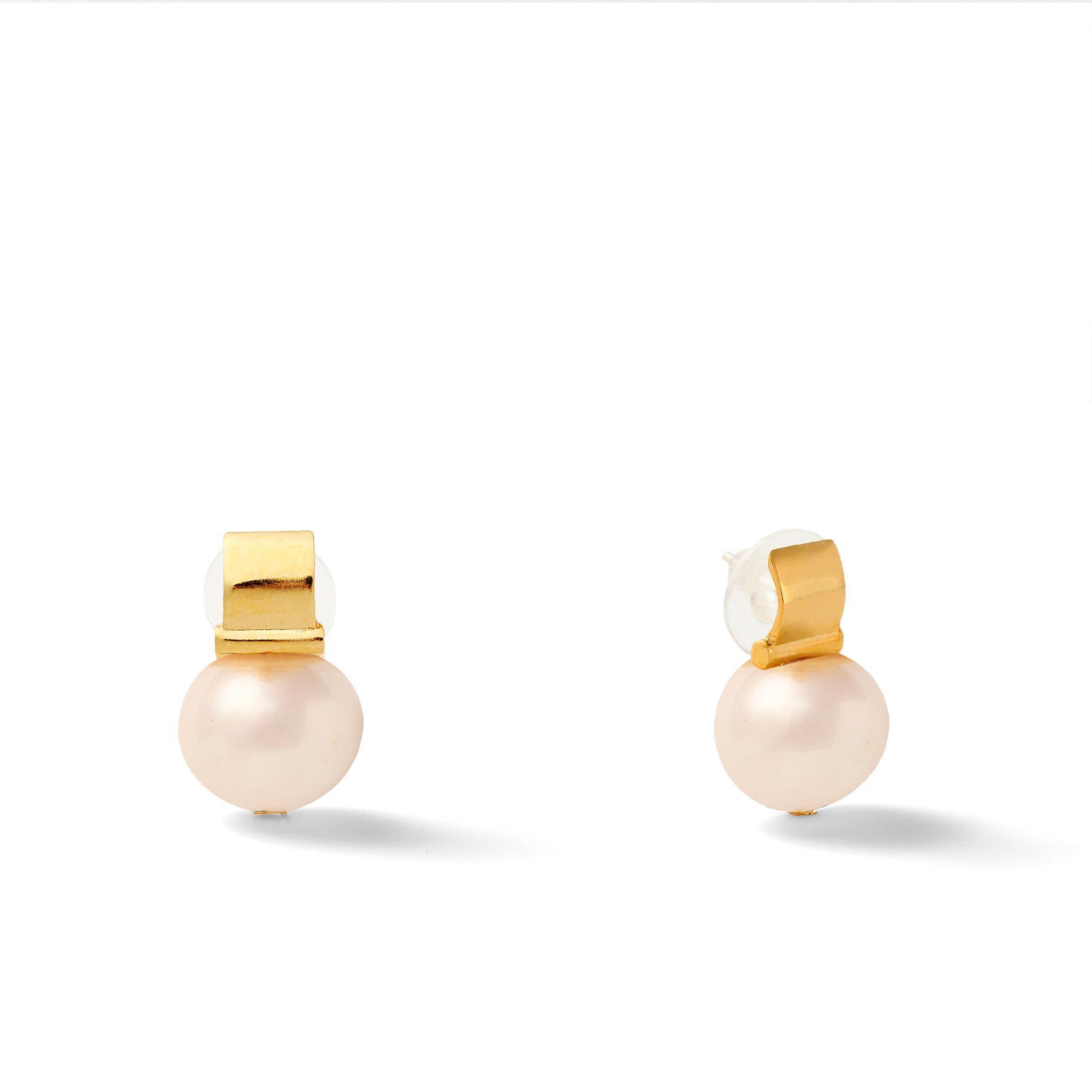 Smooth + Classic Pebble Pearl Posts Medium