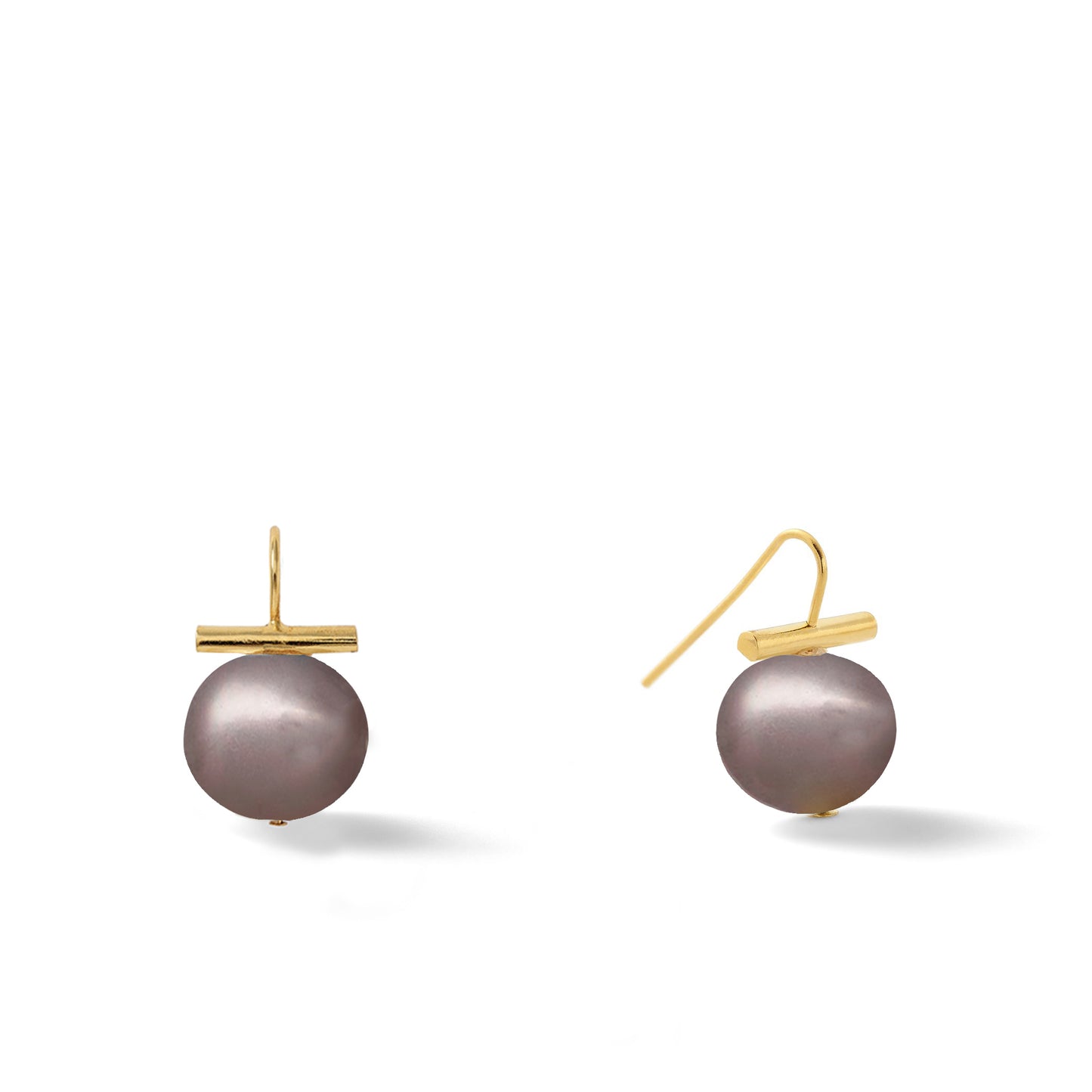 medium pearl  perowinkle color with gold tbar