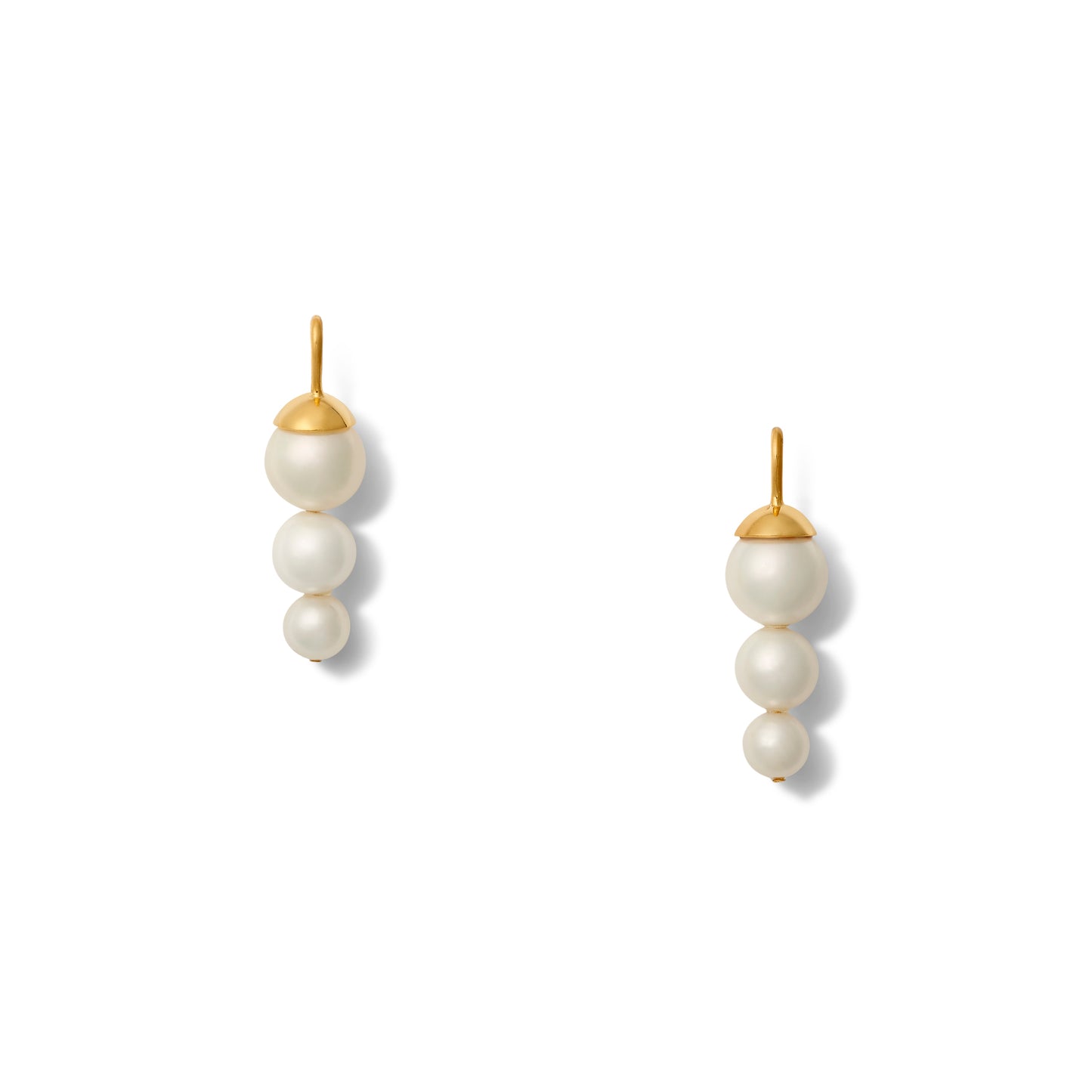 Pretty Pea Pod Pearls, Creamy White earrings