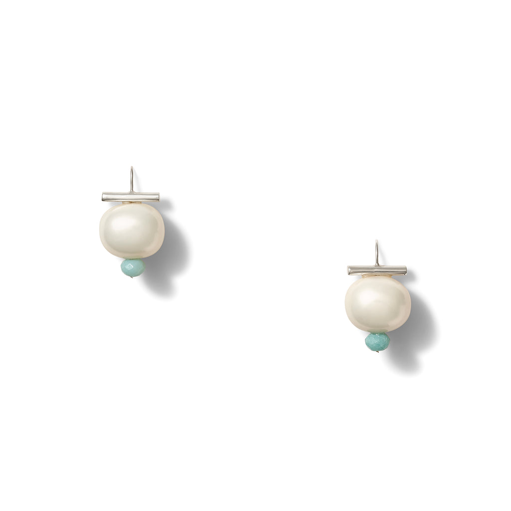 Sterling Sky Pebble Dot with small facetted aquamarine dot detail 