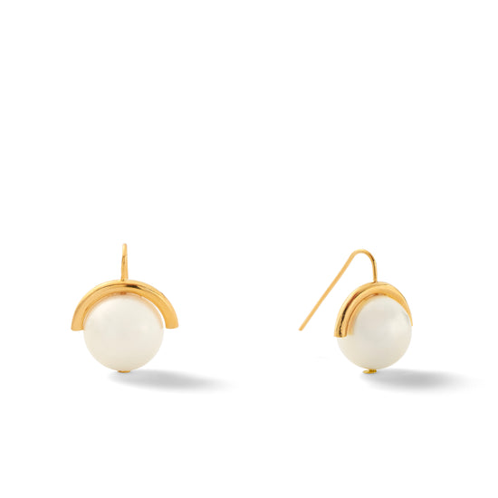 Large Pearl Moon Earring ~ Gold