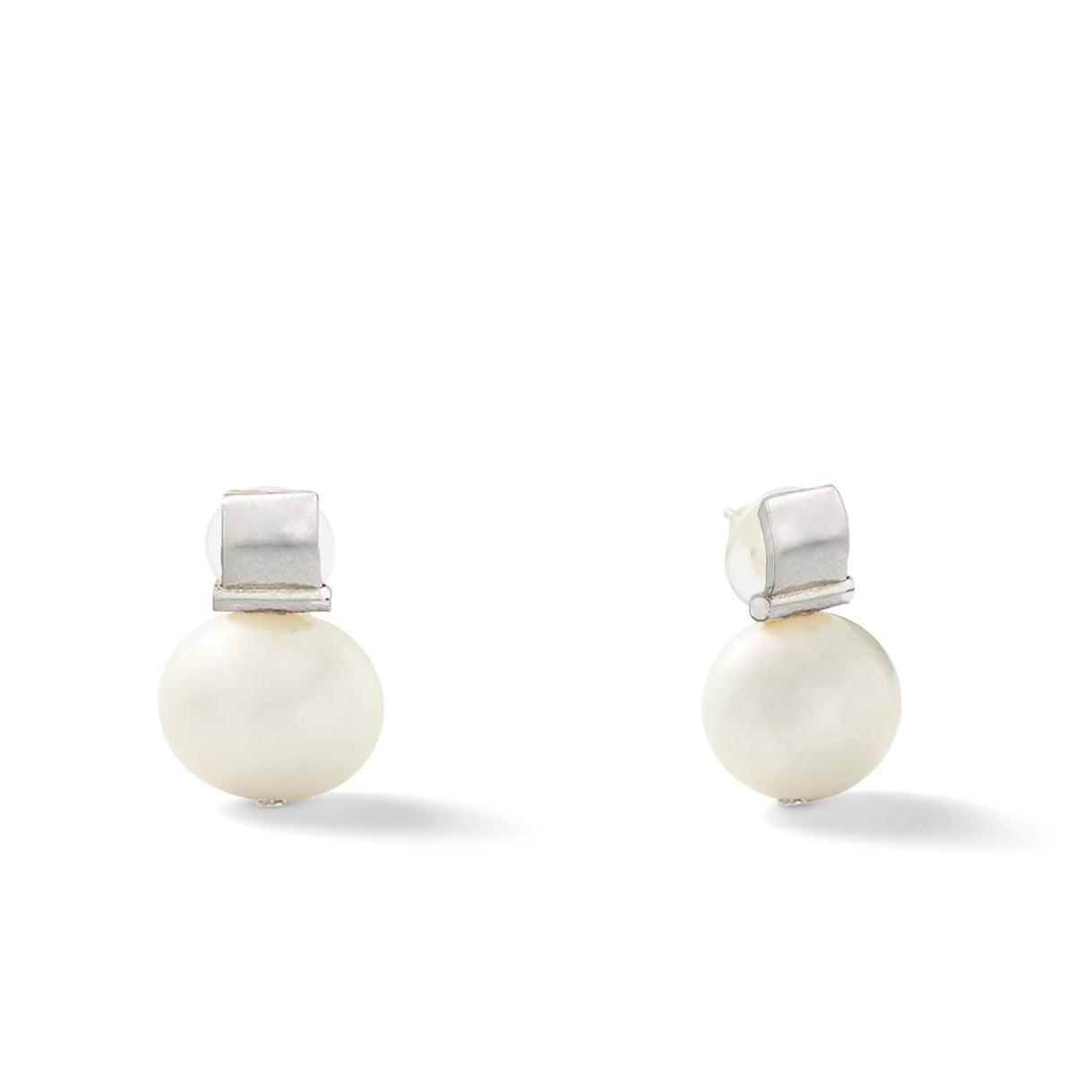 Sterling Statement Making Pebble Post~ Large