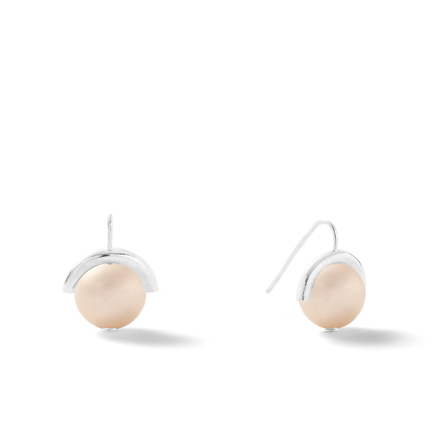 Load image into Gallery viewer, Sterling Large Pale Pink Pearl Sph-earring
